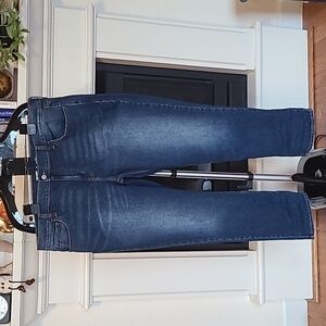 Old Navy Mid Rise WOW Boyfriend size 16 blue washed jeans